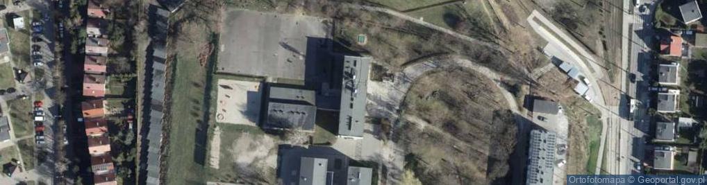 Zdjęcie satelitarne Centrum Kształcenia Ustawicznego Ośrodek Szkoleń Specjalnych Atex