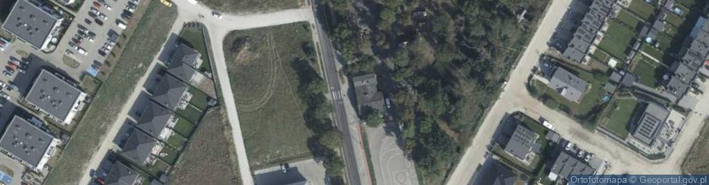 Zdjęcie satelitarne Placówka Niepublicznego Kształcenia Ustawicznego Ligi Obrony Kraju