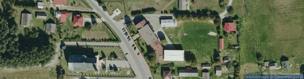 Zdjęcie satelitarne Publiczna im. Wilhelma Macha w Kamionce