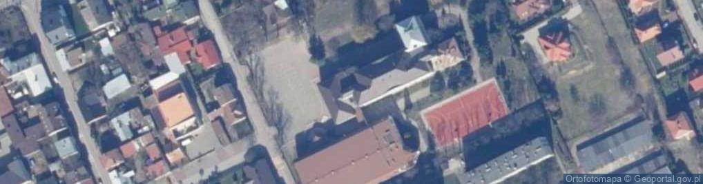 Zdjęcie satelitarne Publiczna Szkoła Podstawowa Nr 1 Im Marii Konopnickiej W Garwolinie