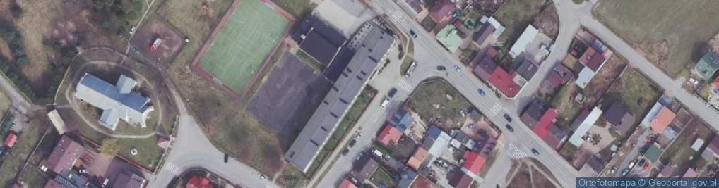 Zdjęcie satelitarne Publiczna Szkoła Podstawowa Nr 9 Im. Marszałka Józefa Piłsudskiego W Ostrowcu Świętokrzyskim