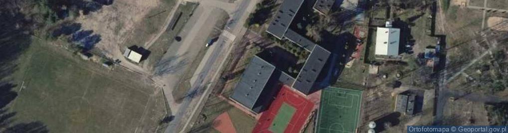 Zdjęcie satelitarne Publiczna Szkoła Podstawowa W Stromcu