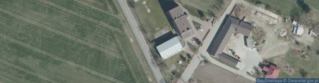 Zdjęcie satelitarne SP im. Papieża Jana Pawła II w Osowcu