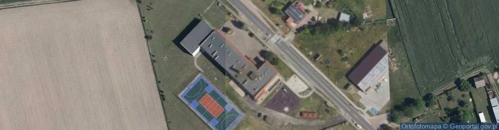 Zdjęcie satelitarne SP im. św. Jana Pawła 2 w Smardzewie