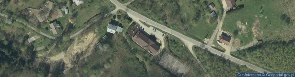Zdjęcie satelitarne SP im. św. Królowej Jadwigi w Bieśniku