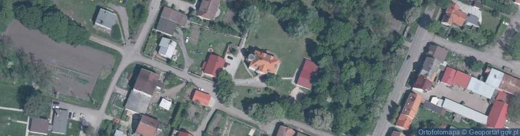 Zdjęcie satelitarne SP im. Wincentego Witosa w Węgrach