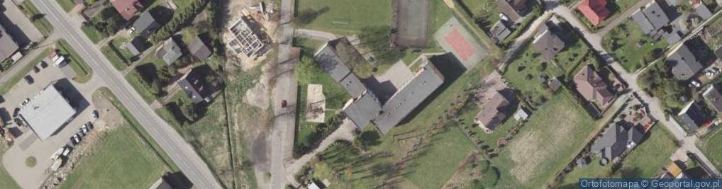 Zdjęcie satelitarne SP nr 6 im. Alfreda Szklarskiego w Orzeszu-Zawiści