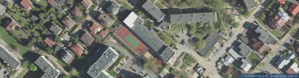 Zdjęcie satelitarne Społeczna Szkoła Podstawowa Nr 3 Białostockiego Towarzystwa Oświatowego W Białymstoku