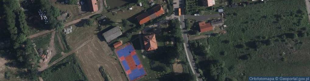 Zdjęcie satelitarne Społeczna Szkoła Podstawowa W Droszkowie