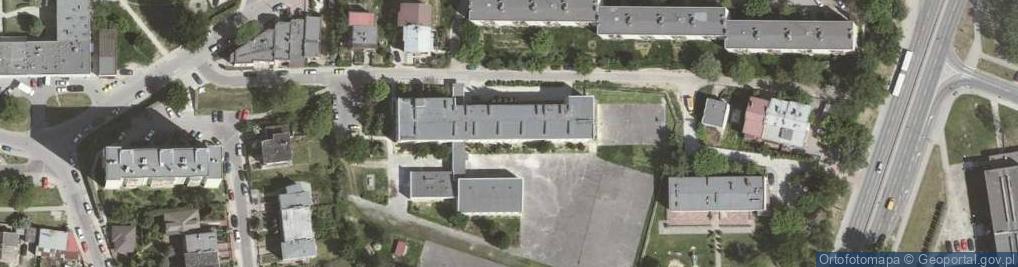 Zdjęcie satelitarne Szkoła Filialna Szkoły Podstawowej Nr 95 Im. Władysława Broniewskiego W Krakowie
