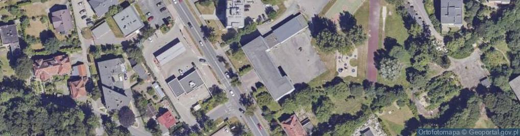 Zdjęcie satelitarne Szkoła Podstawowa Dla Dorosłych W Centrum Kształcenia Ustawicznego W Jeleniej Górze