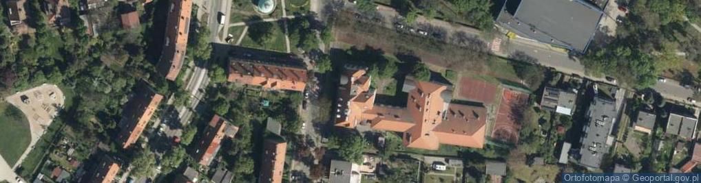 Zdjęcie satelitarne Szkoła Podstawowa Dla Dorosłych