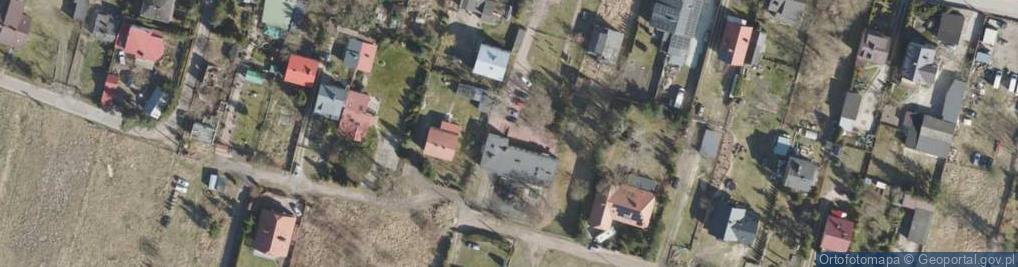 Zdjęcie satelitarne Szkoła Podstawowa Im. Jadwigi I Romana Kobendzów W Sadowej