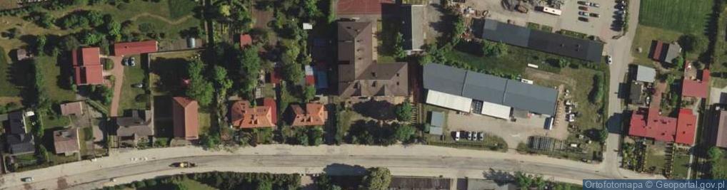 Zdjęcie satelitarne Szkoła Podstawowa Im.jana Pawła II W Żychlinie
