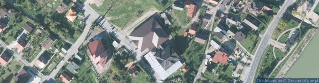 Zdjęcie satelitarne Szkoła Podstawowa Im. Józefa Piłsudskiego W Czernichowie
