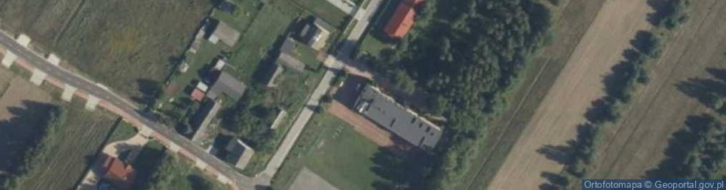 Zdjęcie satelitarne Szkoła Podstawowa Im. Rotmistrza Witolda Pileckiego W Kierzu Niedźwiedzim