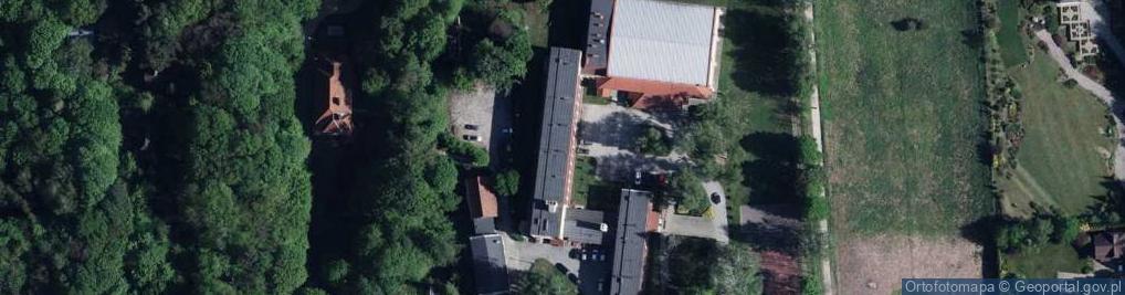 Zdjęcie satelitarne Szkoła Podstawowa Im. Stefana Żeromskiego W Nałęczowie