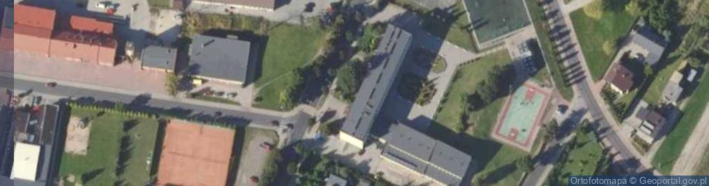 Zdjęcie satelitarne Szkoła Podstawowa Nr 1 Im. Henryka Sienkiewicza W Ostrzeszowie