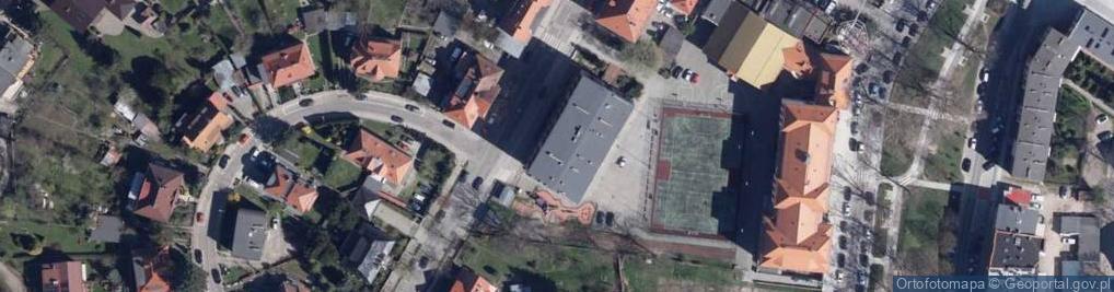 Zdjęcie satelitarne Szkoła Podstawowa Nr 1 Im. Kawalerów Orderu Uśmiechu W Nysie