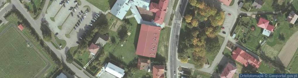 Zdjęcie satelitarne Szkoła Podstawowa Nr 1 Im. Ks. Prałata Antoniego Kołodzieja W Domaradzu