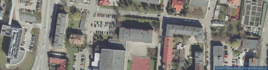 Zdjęcie satelitarne Szkoła Podstawowa Nr 15 Im.gen.józefa Bema W Tarnowie