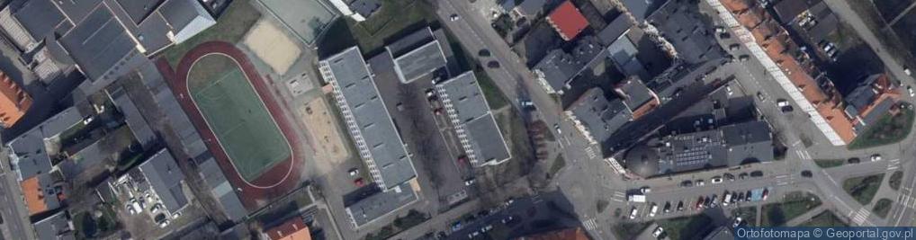 Zdjęcie satelitarne Szkoła Podstawowa Nr 16 Im. Powstańców Wielkopolskich 19