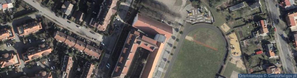 Zdjęcie satelitarne Szkoła Podstawowa Nr 16 Im. Szczecińskich Olimpijczyków W Szczecinie