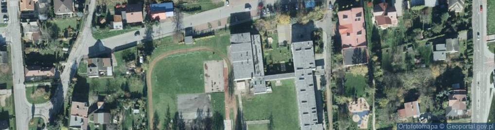 Zdjęcie satelitarne Szkoła Podstawowa Nr 2 Im. Bohaterów Monte Cassino W Kętach