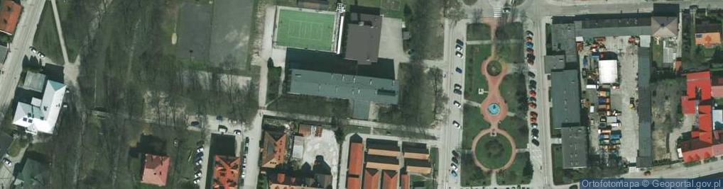 Zdjęcie satelitarne Szkoła Podstawowa Nr 2 Im. Henryka Sienkiewicza W Krzeszowicach