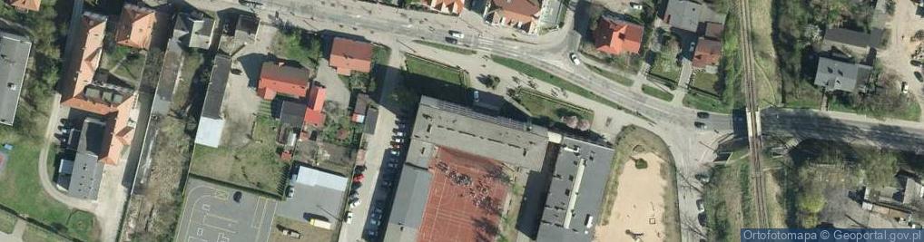 Zdjęcie satelitarne Szkoła Podstawowa Nr 2 Im. Jana Pawła II W Koronowie
