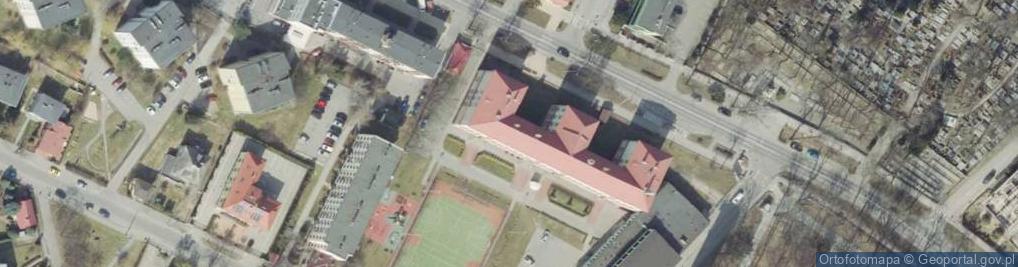 Zdjęcie satelitarne Szkoła Podstawowa Nr 2 Im. Króla Kazimierza Wielkiego W Sandomierzu