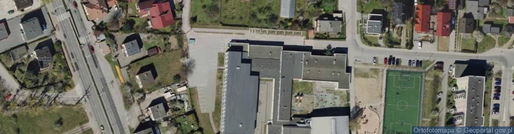 Zdjęcie satelitarne Szkoła Podstawowa Nr 2 Im. Małego Trójmiasta Kaszubskiego W Redzie