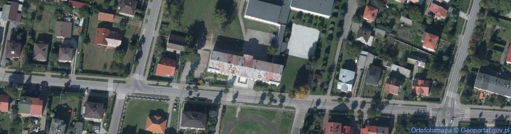 Zdjęcie satelitarne Szkoła Podstawowa Nr 2 Im. Marszałka Józefa Piłsudskiego W Tomaszowie Lubelskim