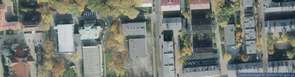 Zdjęcie satelitarne Szkoła Podstawowa Nr 20 Im. Bohaterów 6 Pułku Piechoty