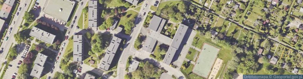 Zdjęcie satelitarne Szkoła Podstawowa Nr 3 Im. Mikołaja Kopernika W Łaziskach Górnych