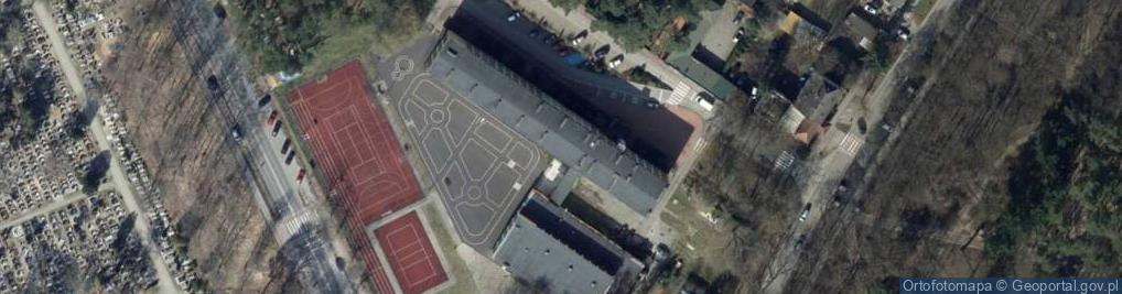 Zdjęcie satelitarne Szkoła Podstawowa Nr 4 Im. Bolesława Chrobrego W Goleniowie