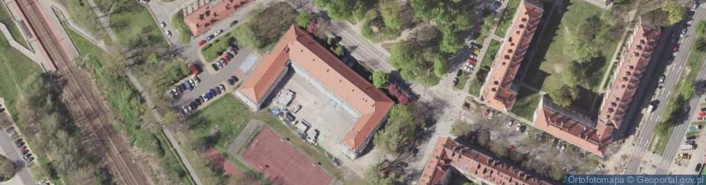 Zdjęcie satelitarne Szkoła Podstawowa Nr 5 Z Oddziałami Integracyjnymi W Tychach