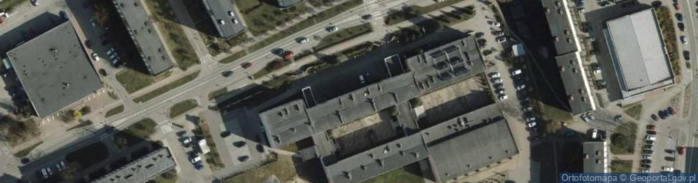 Zdjęcie satelitarne Szkoła Podstawowa Nr 6 Im. Ks. Bernarda Sychty W Kościerzynie