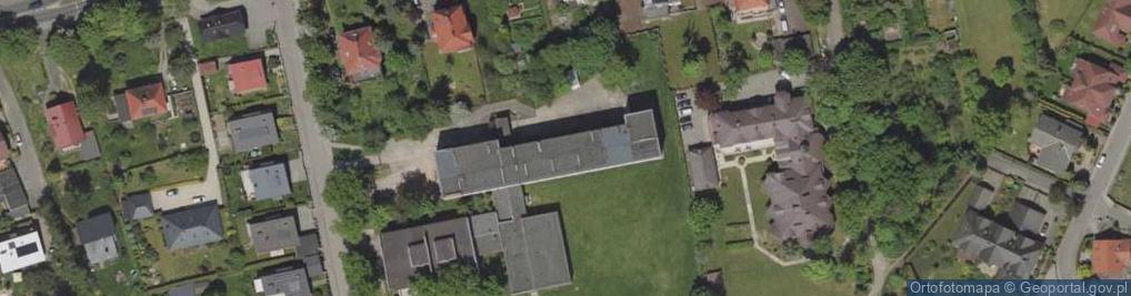 Zdjęcie satelitarne Szkoła Podstawowa Nr 6 Im. Włodzimierza Puchalskiego W Jeleniej Górze