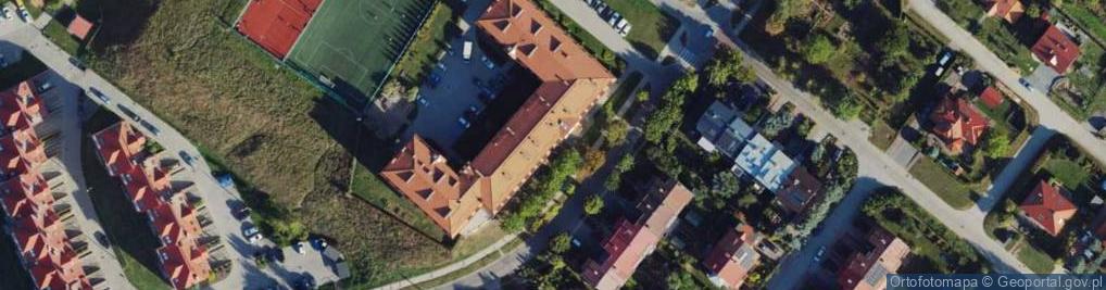 Zdjęcie satelitarne Szkoła Podstawowa Specjalna Nr 6 W Specjalnym Ośrodku Szkolno-Wychowawczym Im. Św. Jana Pawła II W Kętrzynie