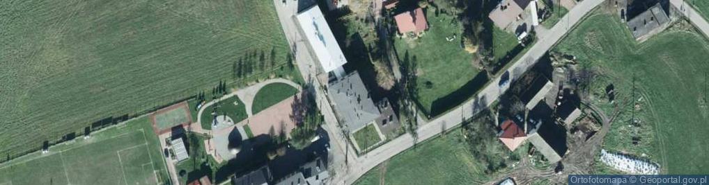 Zdjęcie satelitarne Szkoła Podstawowa W Bronowie