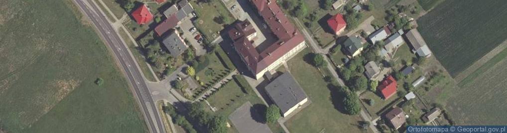 Zdjęcie satelitarne Szkoła Podstawowa W Łabuniach