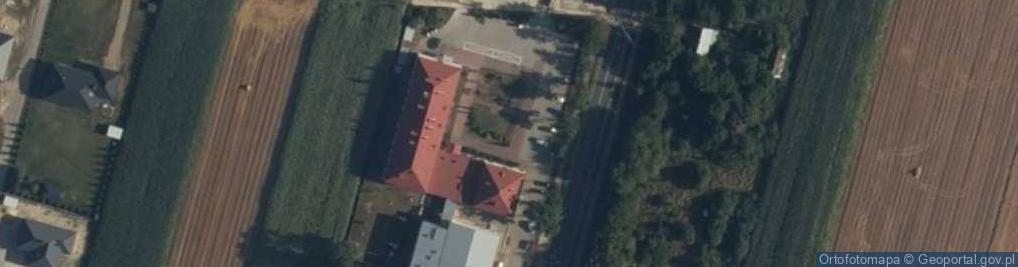 Zdjęcie satelitarne w Zespole Oświatowym im. św. Królowej Jadwigi