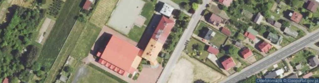 Zdjęcie satelitarne Zespół Szkół w Kłomnicach