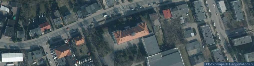 Zdjęcie satelitarne Medyczna Szkoła Ced