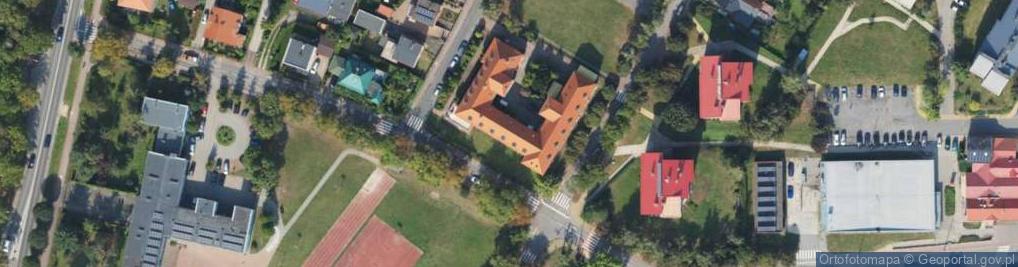 Zdjęcie satelitarne Młodzieżowy Ośrodek Wychowawczy Im. Janusza Korczaka