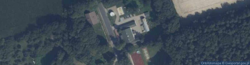 Zdjęcie satelitarne Pogotowie Opiekuńcze i Zespół Szkół Specjalnych w Izdebnie