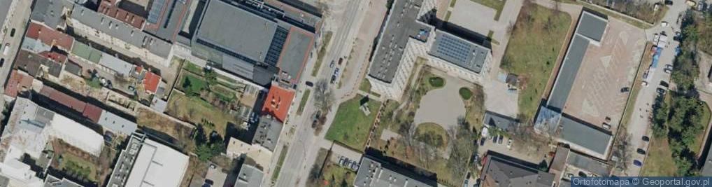 Zdjęcie satelitarne Uniwersytet Humanistyczno-Przyrodniczy Jana Kochanowskiego w Kielcach