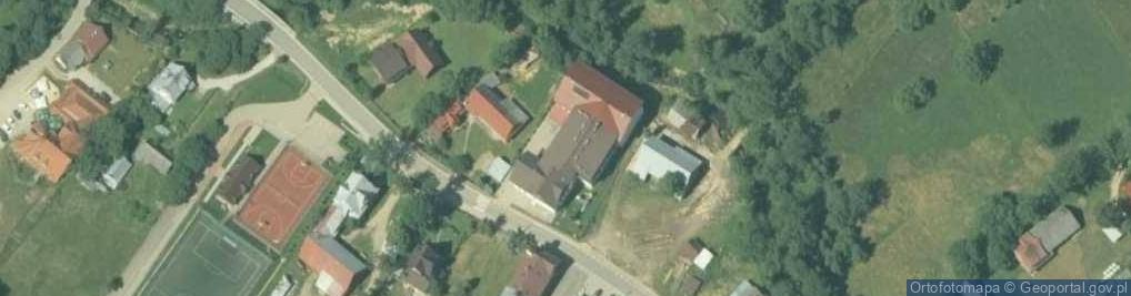 Zdjęcie satelitarne Zespół Szkół nr 2 im. Jana Pawła II w Cichem
