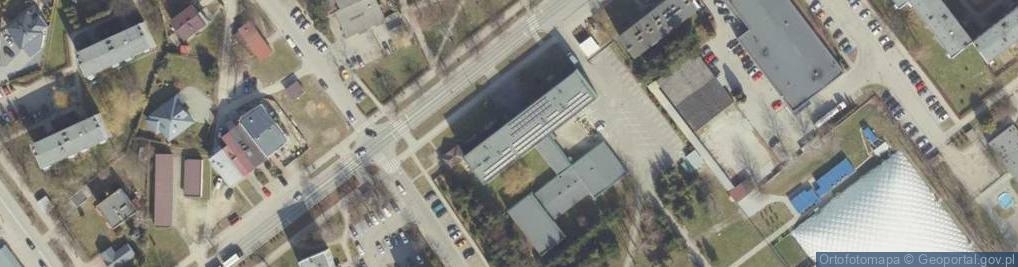 Zdjęcie satelitarne Zespół Szkół Ponadgimnazjalnych nr 4 Naftówka